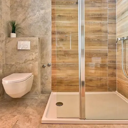 Oscar With Shared Pool Apartment *